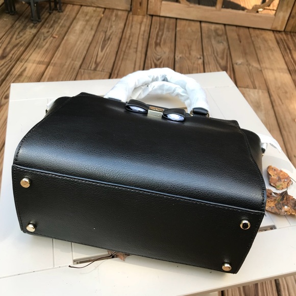 ⛔️SOLD⛔️Authentic Kate spade leather Crosb/Satchel - Picture 7 of 7